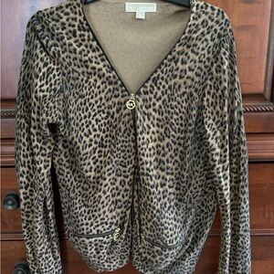 Leopard print fabulous style!